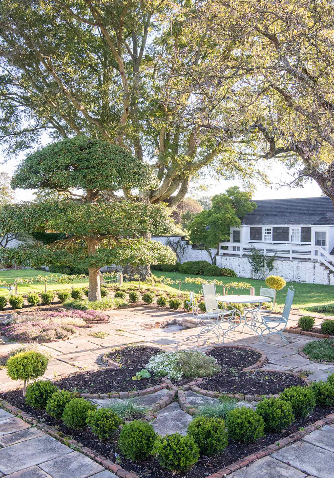 Discover Bunny Mellon’s Gardens - Wine and Country Life