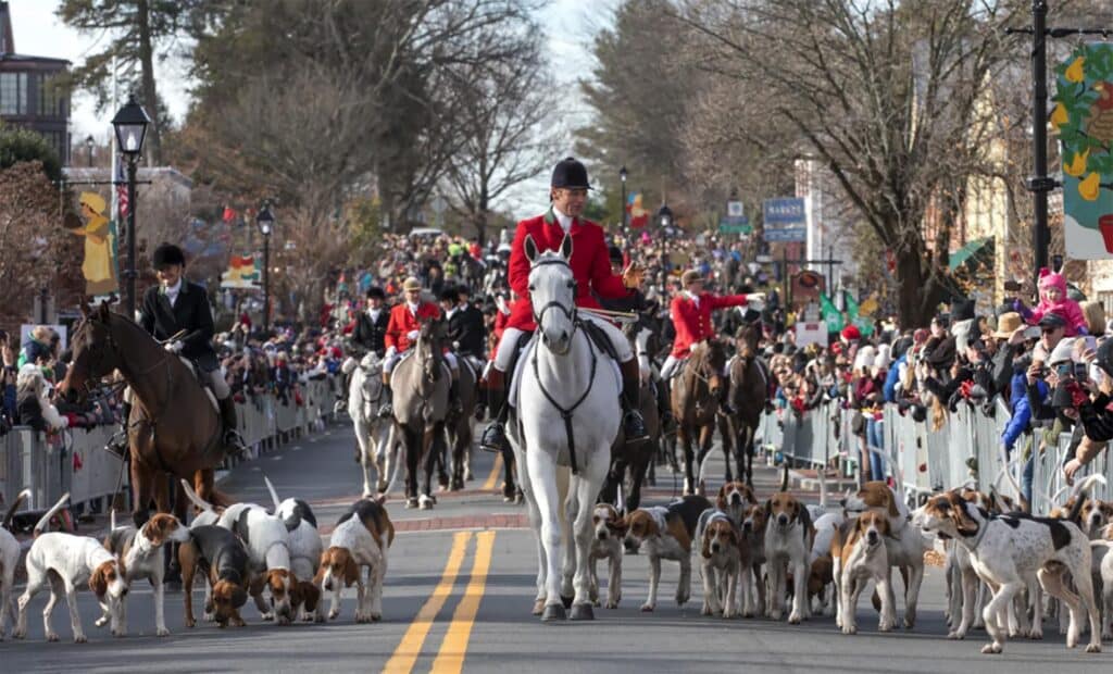 Middleburg Horses Parade