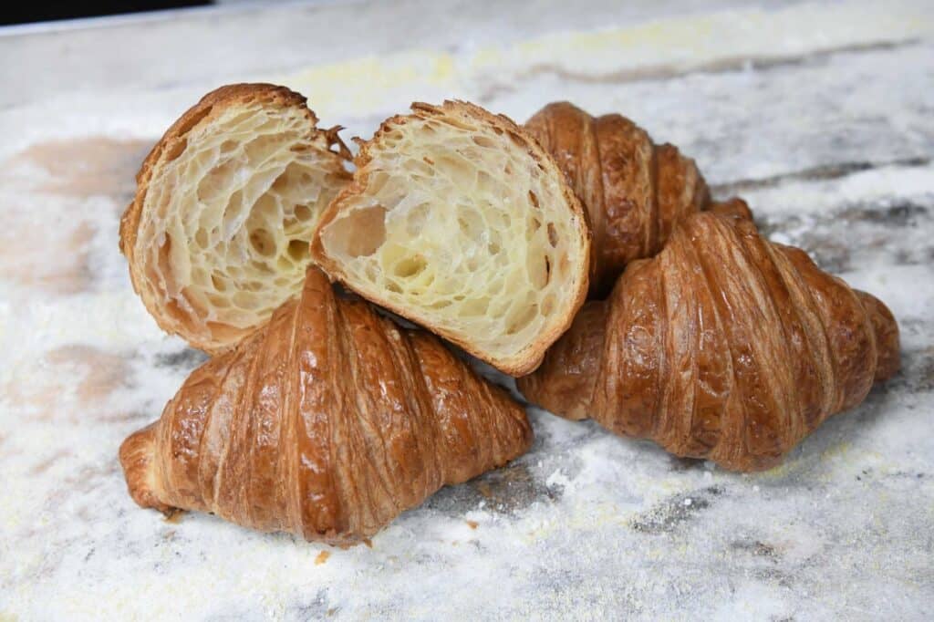 dolce & ciabatta perfect french croissant