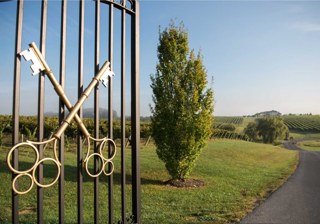 crosskeys vineyards gate