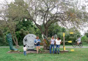 Photo of visitors to Waynesboro by the LOVE sign