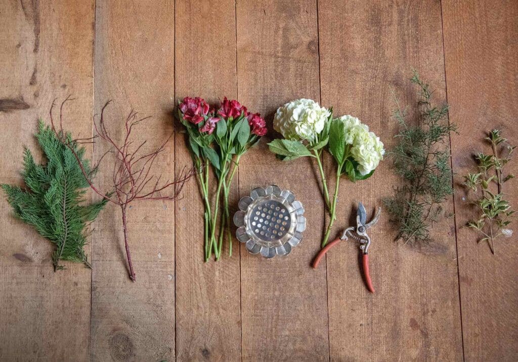 Holiday Dinner Table Florals