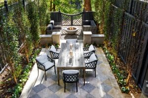 Upscaled patio design by Jennifer Horn Landscape Architecture